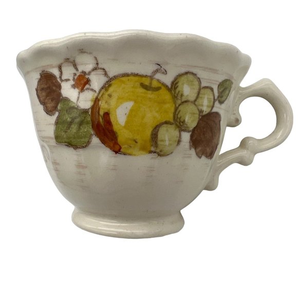 Metlox Poppytrail Vernonware Fruit Basket Footed Coffee Cup & Saucer California - Picture 3 of 6